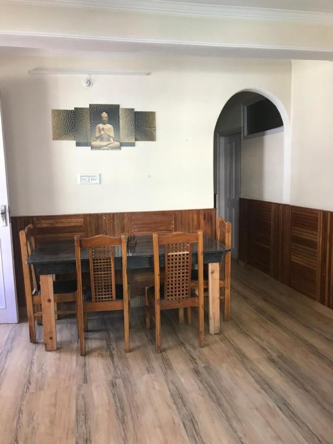 Shimla Regency Hotel Bagian luar foto
