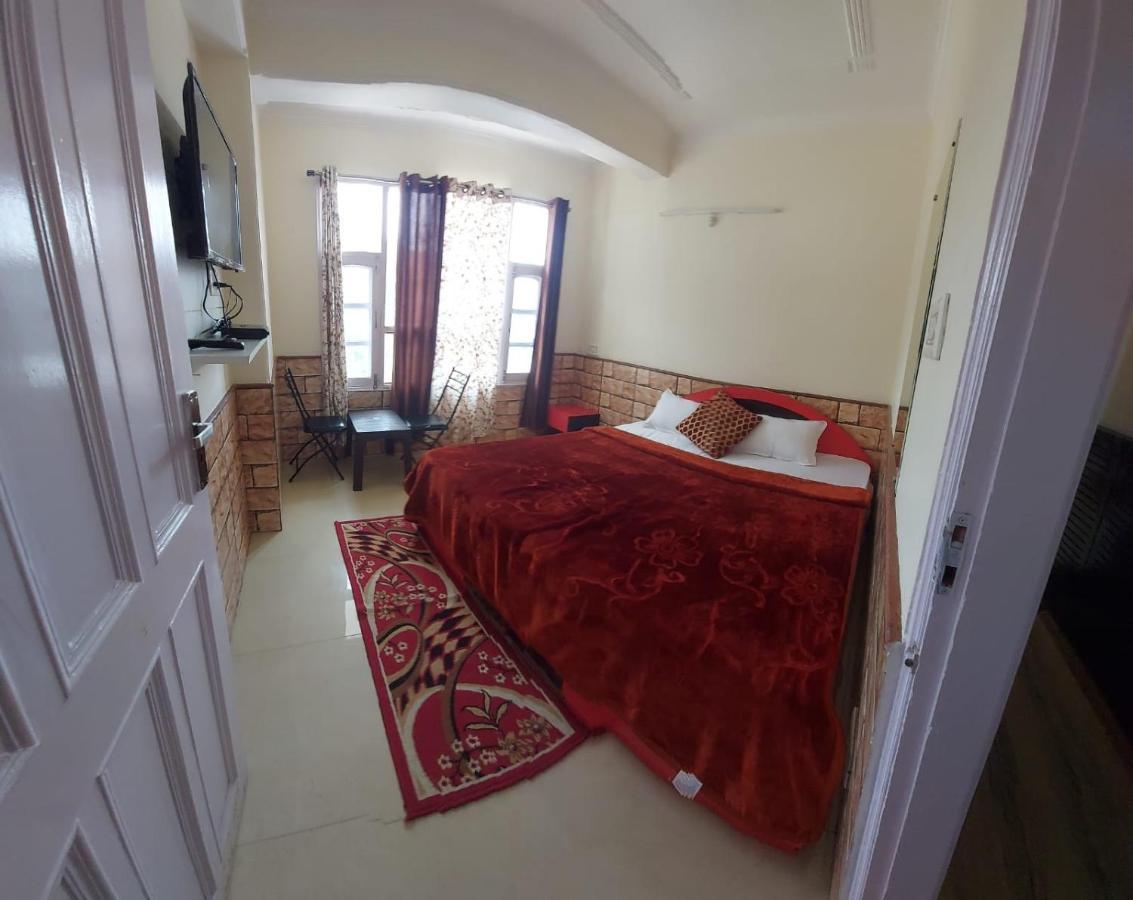 Shimla Regency Hotel Bagian luar foto