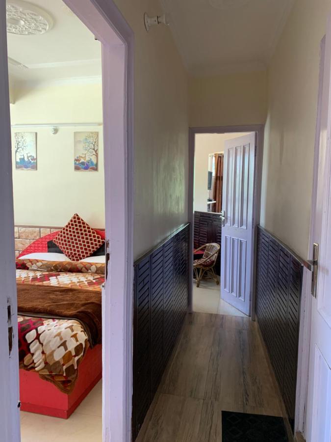 Shimla Regency Hotel Bagian luar foto